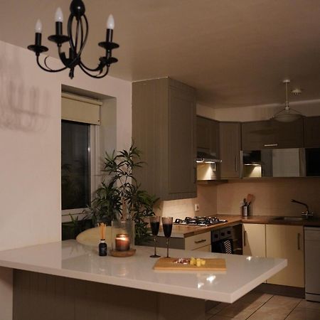 Skyview Retreat Spacious Comfort 卢坎 外观 照片