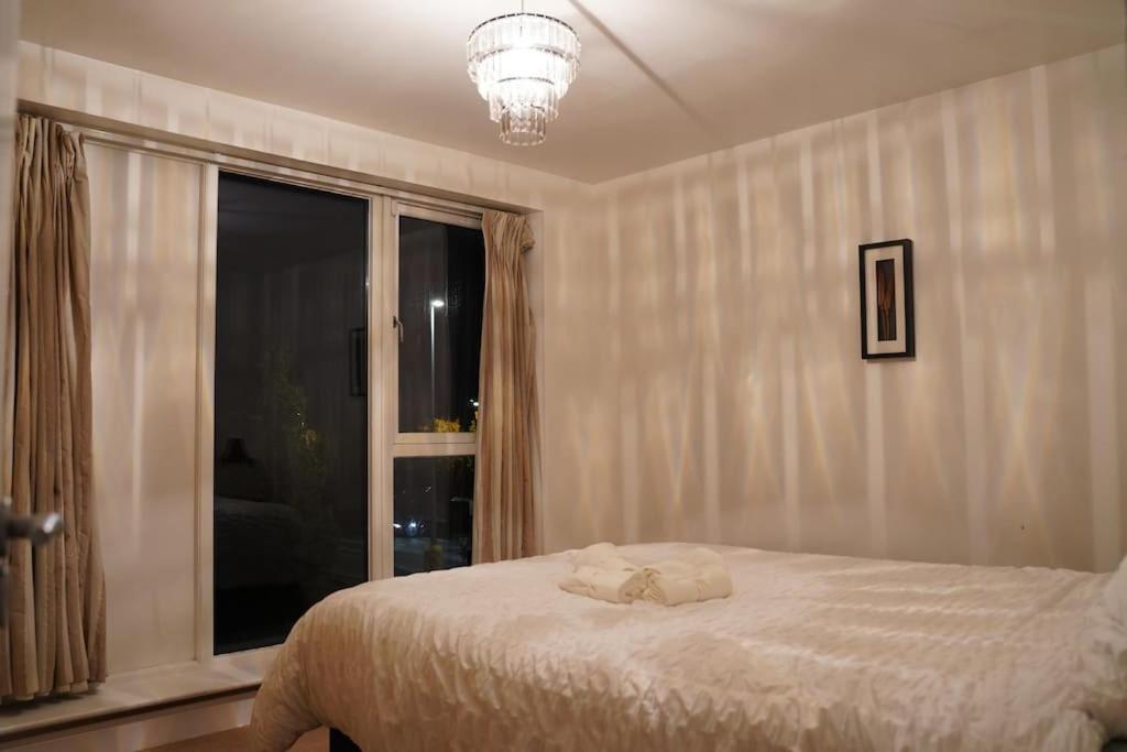 Skyview Retreat Spacious Comfort 卢坎 外观 照片