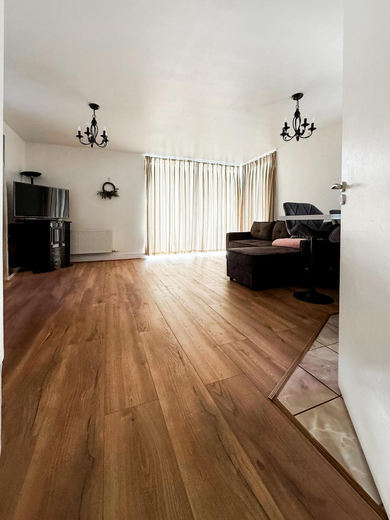 Skyview Retreat Spacious Comfort 卢坎 外观 照片