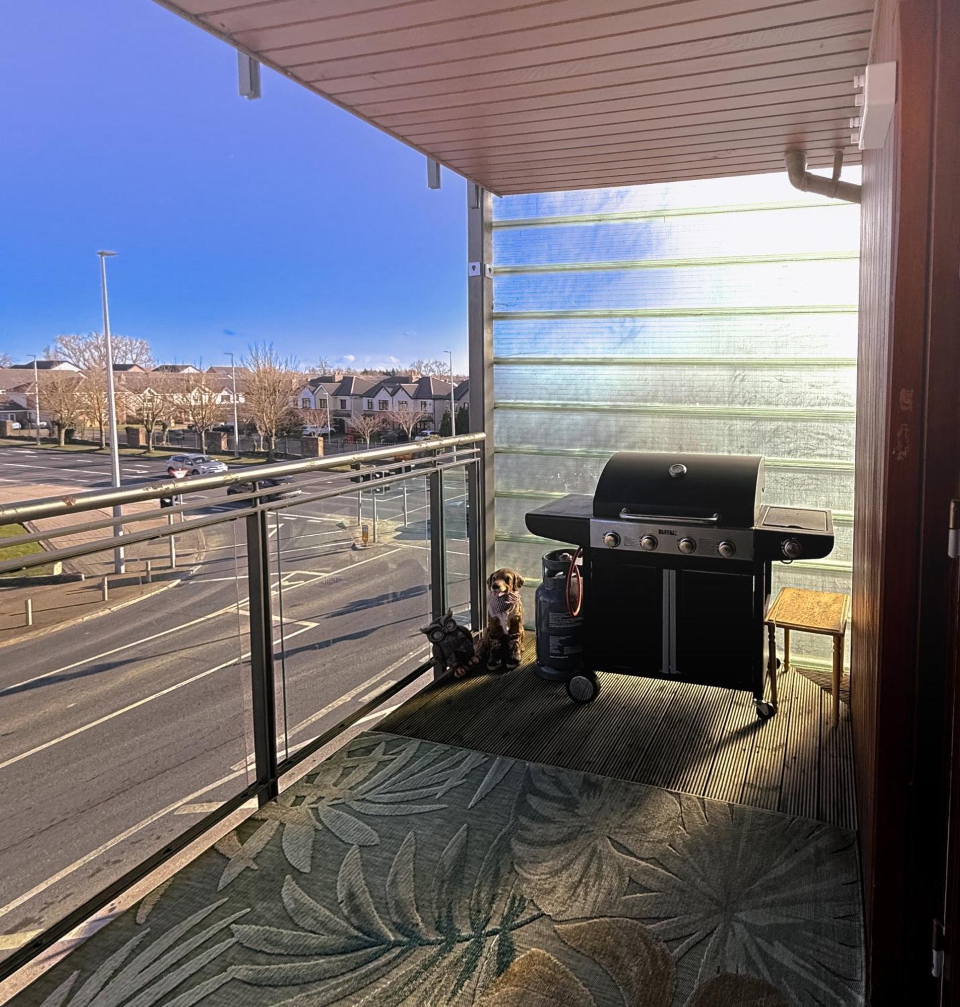 Skyview Retreat Spacious Comfort 卢坎 外观 照片